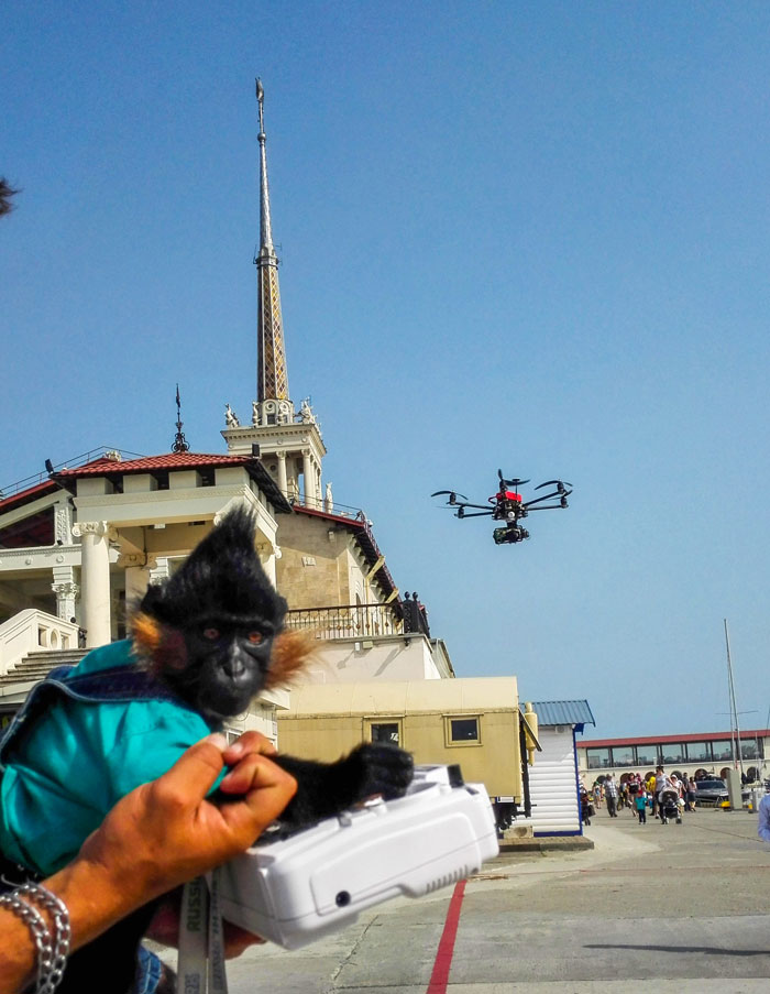 obezyana-copter-dron.jpg